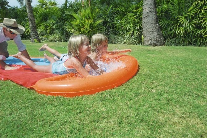 Pista Deslizante Hinchable Bestway H2O Go! Doble Rojo/Azul 549 cm - Imagen 4