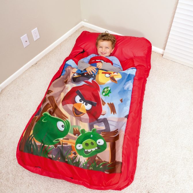 Cama Hinchable Infantil Bestway Angry Birds 132x76 cm - Imagen 2