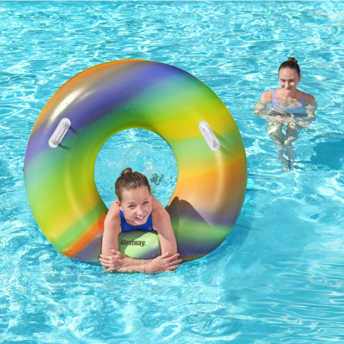 Flotador Hinchable para Playa o Piscina Bestway Nautical Rainbow Tube 105x33 cm con Asas de Seguridad Multicolor - Imagen 3