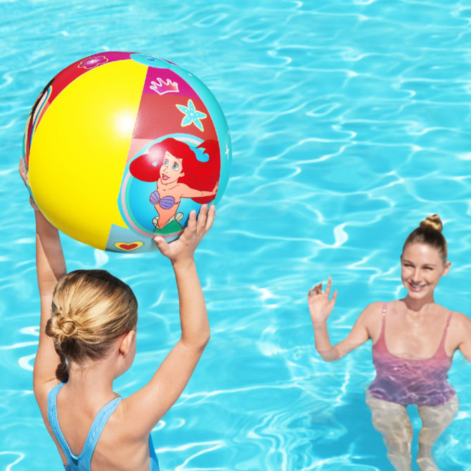 Pelota Hinchable para Playa o Piscina Bestway Princesas Disney 51 cm Diámetro Multicolor con Válvula de Seguridad - Imagen 7