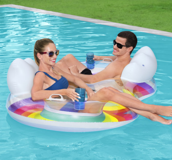 Flotador Hinchable Doble para Playa o Piscina Bestway Rainbow Dreams Swin Tube 172x102 cm con 2 Posavasos Multicolor - Imagen 2