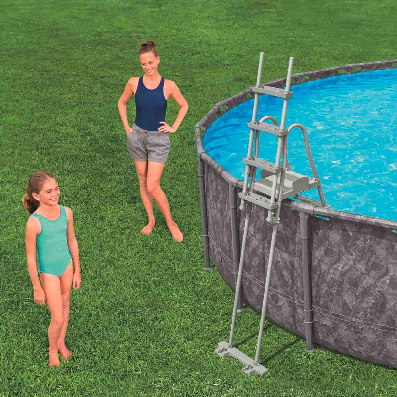 Escada Bestway Flip & Lock Ladder Safety Ladder para piscinas 76,5 x 124,5 x 135/191,5 cm para piscinas removíveis de 132 cm de altura - Image 2