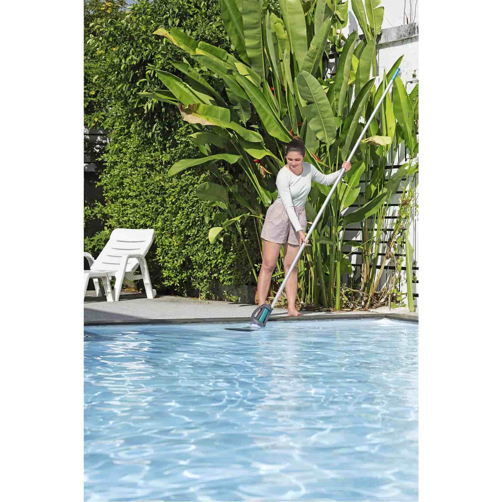 Limpador de piscinas sem fio Bestway AquaGrip compatível com piscinas de até Ø 610 cm - Image 2